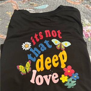 Women’s small SHEIN Tshirt